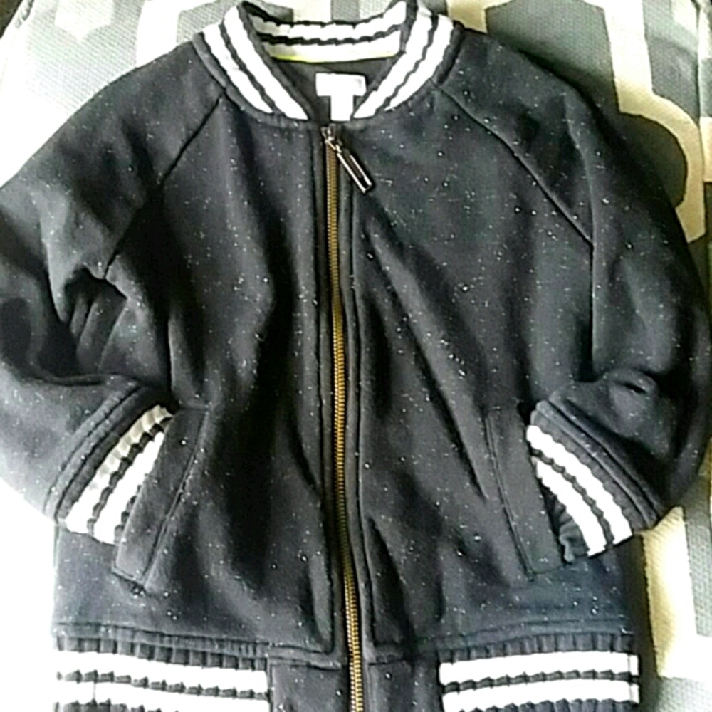 Gymboree Size XS (4) Black & White Heavy Zip-up